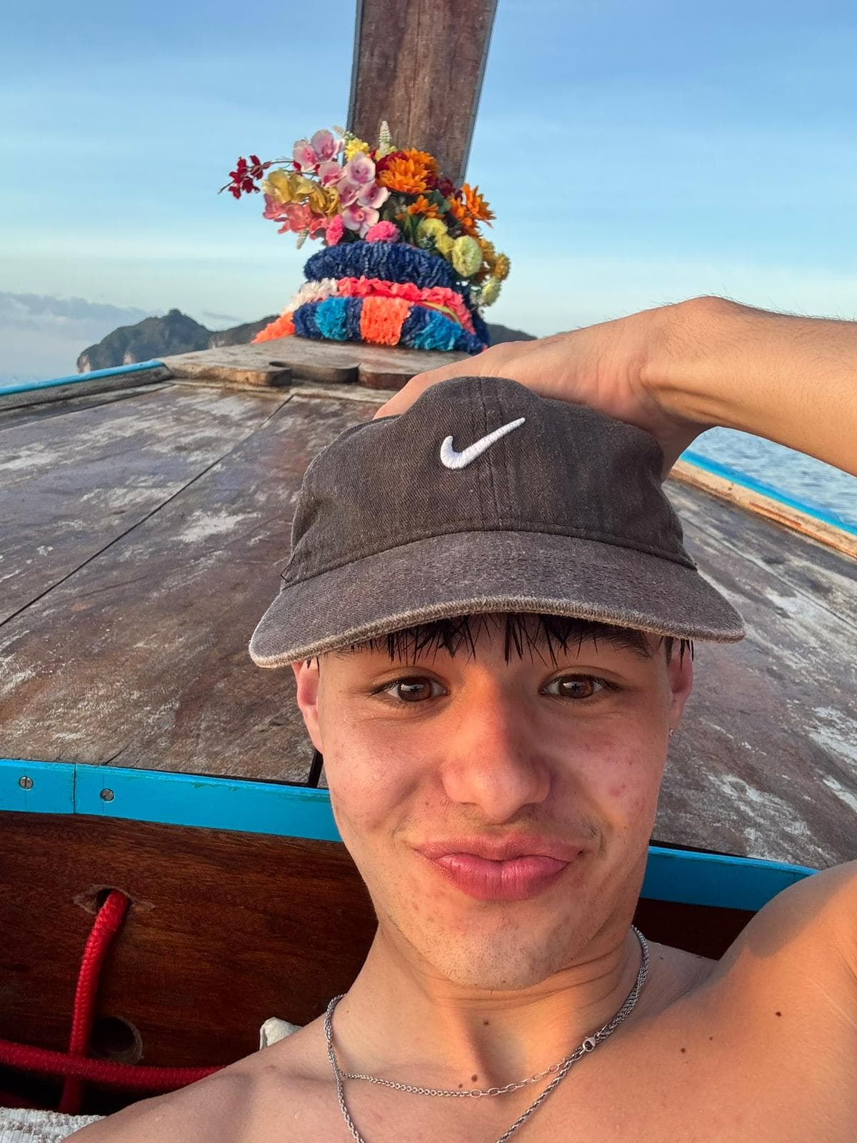 Selfie auf dem Longtail-Boot